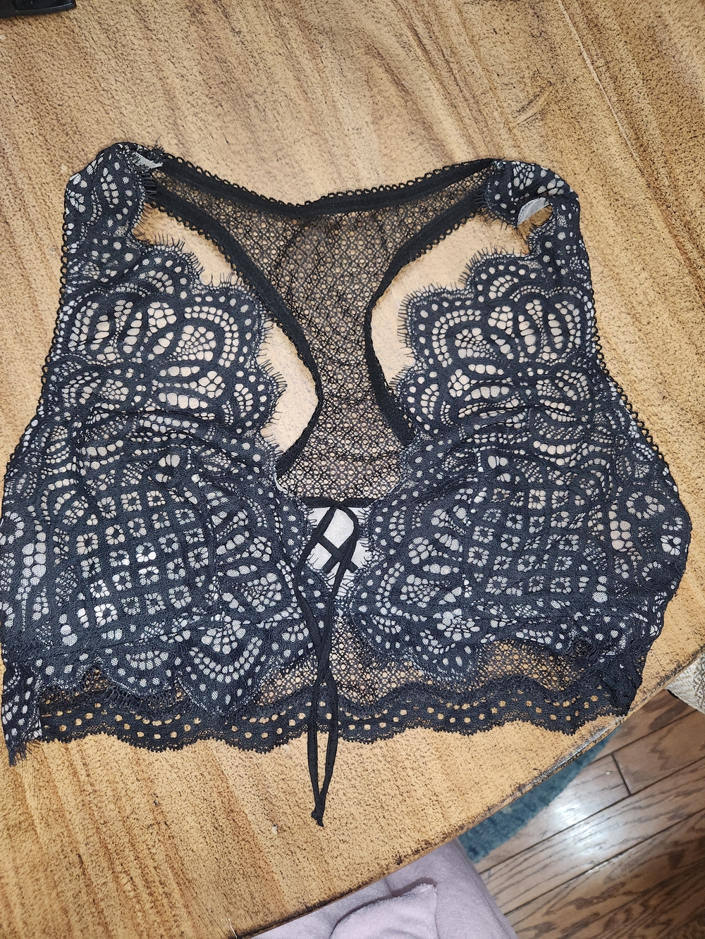 Victoria's Secret Black Lace Racerback Bralette with Tie Front New